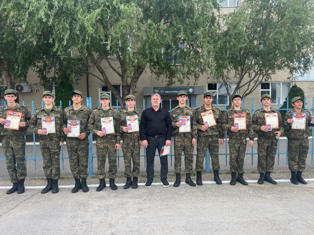 🎖️ В центре «Авангард» проходит второй поток учебных сборов для Карабудахкентского района