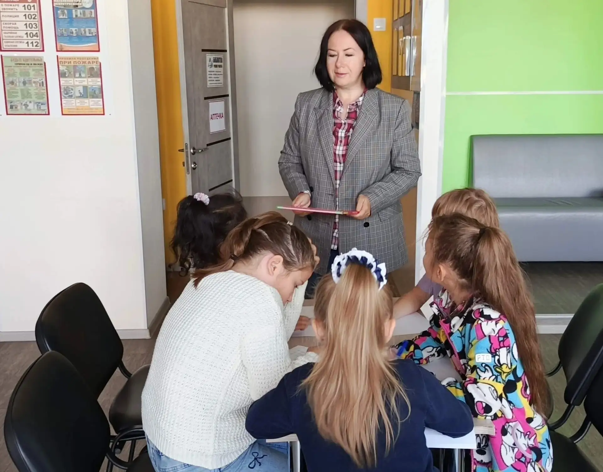 ✍️ Практическое занятие «Пишем эссе» прошло в модельной сельской библиотеке п. Новостро...