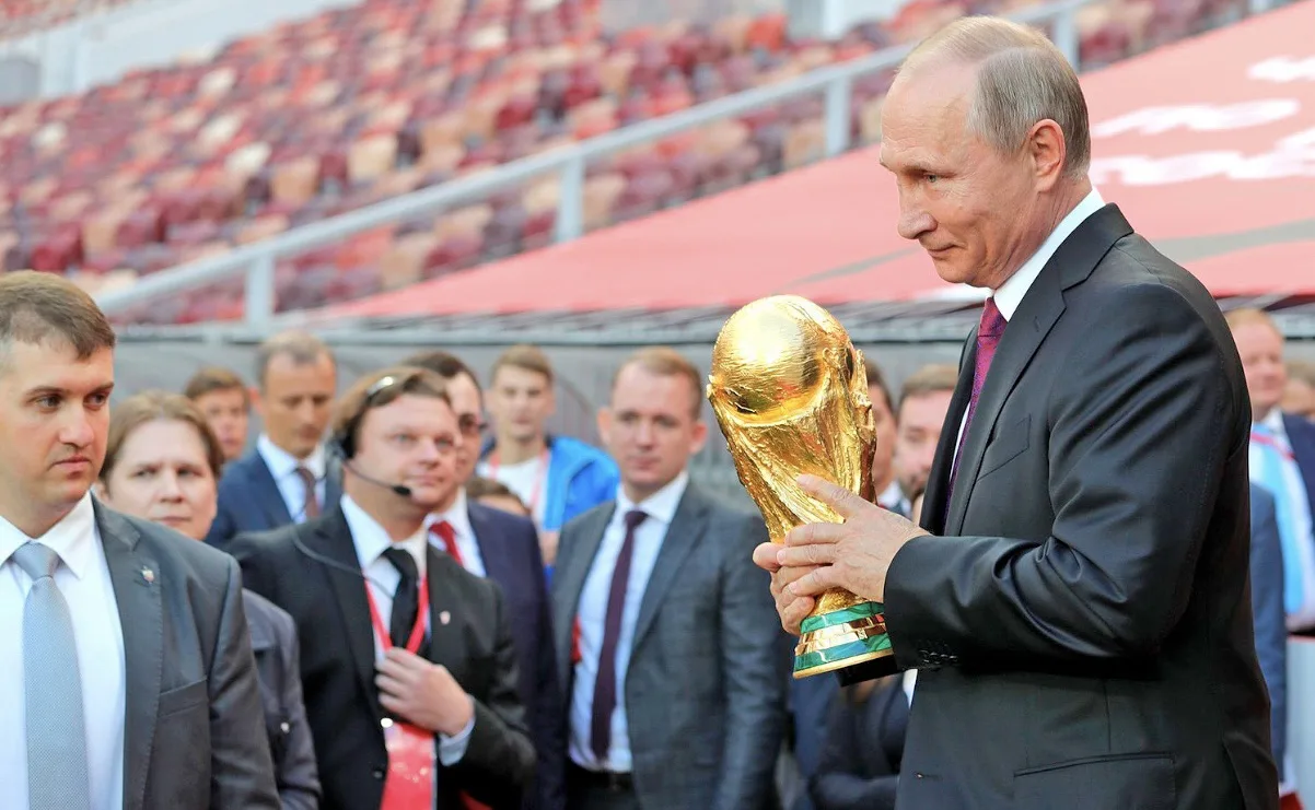 🎉 7 октября президенту Российской Федерации Владимиру Владимировичу Путину исполнилось...
