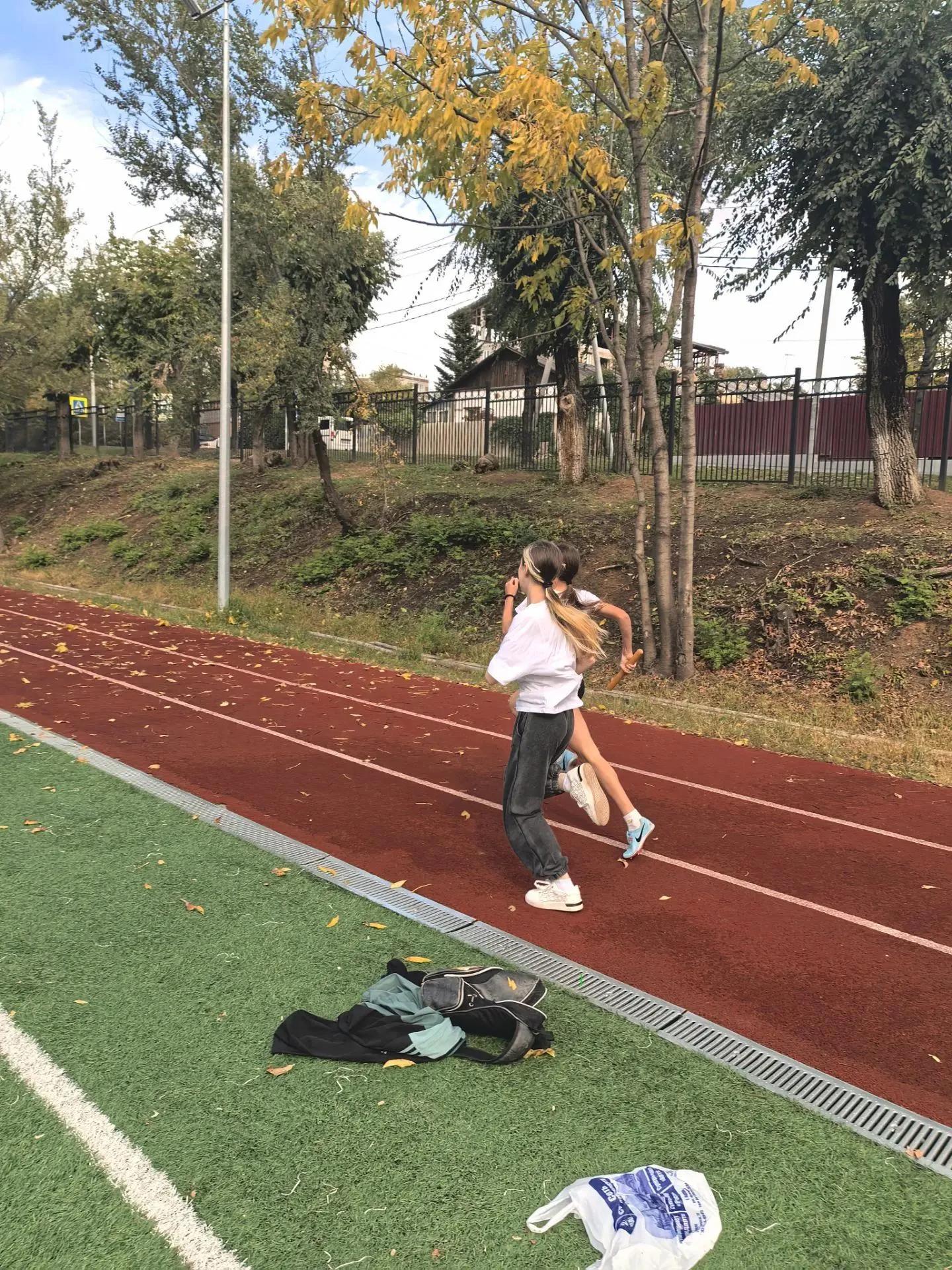 🏆 Наши «Сорванцы» — быстрее ветра! ЗОЛОТО у нашей школы! 🥇🏃‍♂️🏃‍♀️