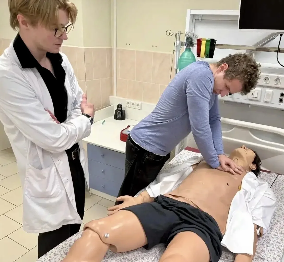 🔬 Наука 0+: 11-й «М» в медицинском институте РУДН 🧬