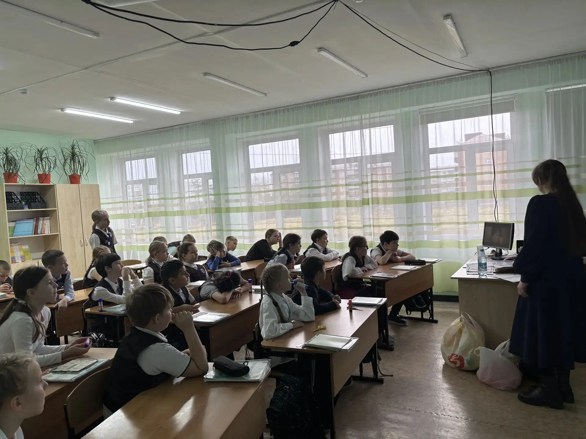 🚨 Безопасность прежде всего: в 4 «Б» прошёл «Шок-урок»!