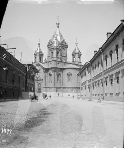 ⛪️ Благовещенская церковь: храм проиграл трамваю — и это не метафора
