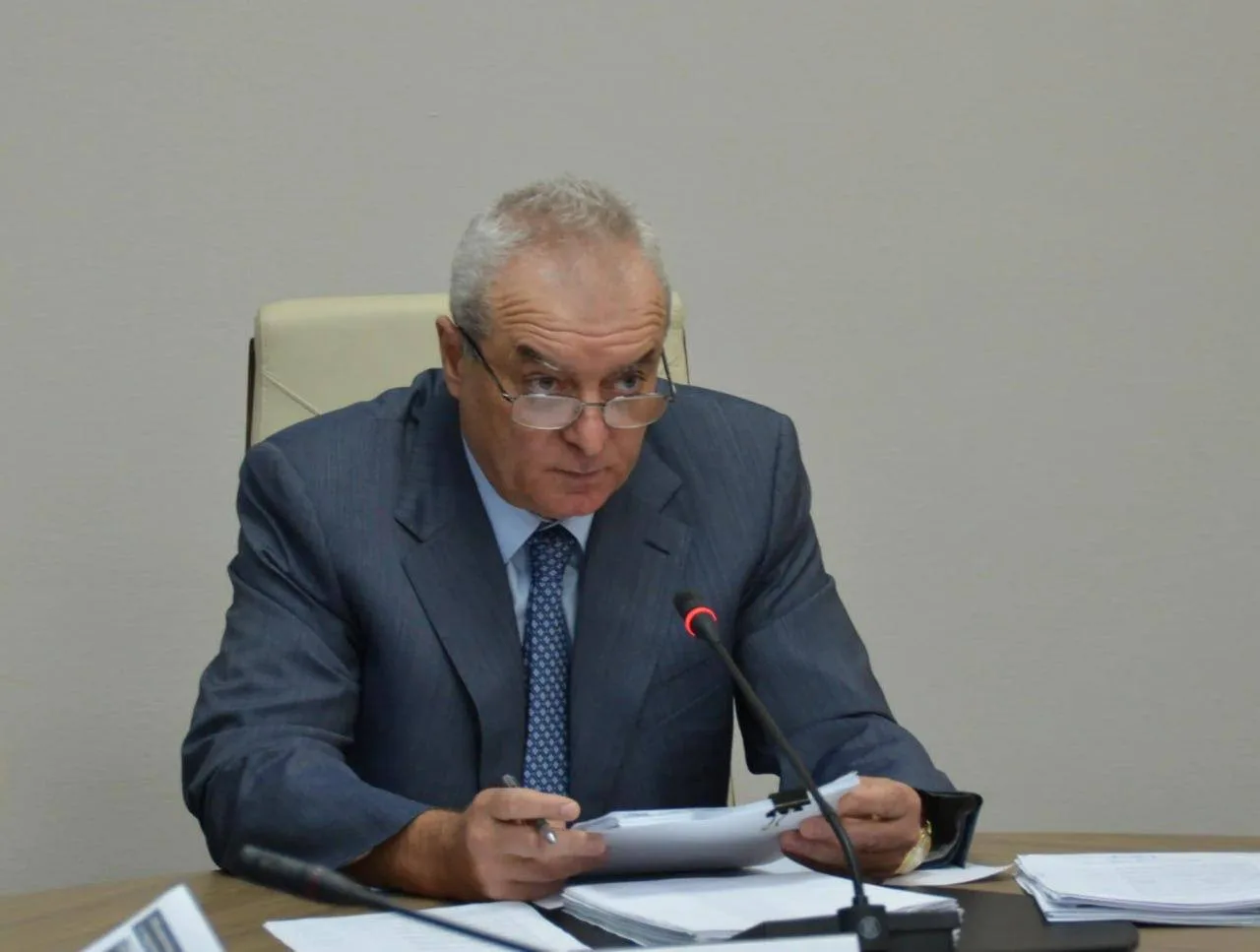 Азамат Хадиков сменит Казбека Фриева на посту председателя «Стыр Ныхас»