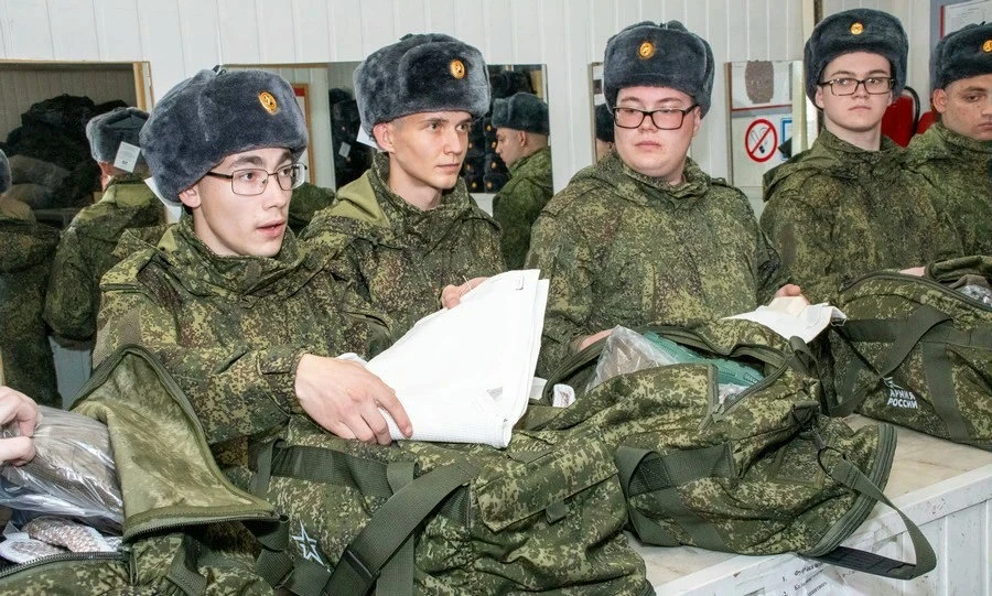 Первые 20 орловских призывников отправились на службу в рамках осеннего призыва