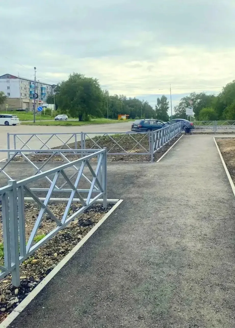 «Спасибо за заботу о нашем городе!»: жители Амурска благодарят за благоустроенные терри...
