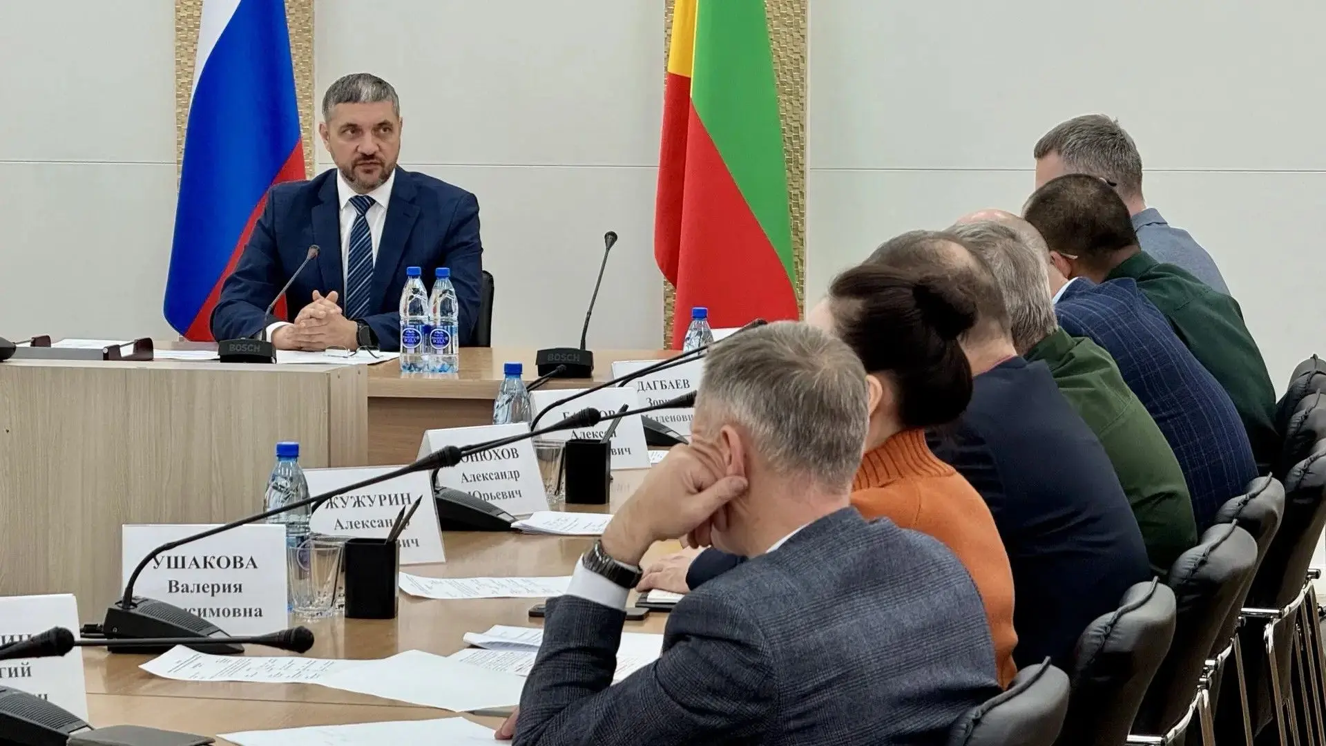 Александр Осипов провёл краевое селекторное совещание по подготовке к пожароопасному се...