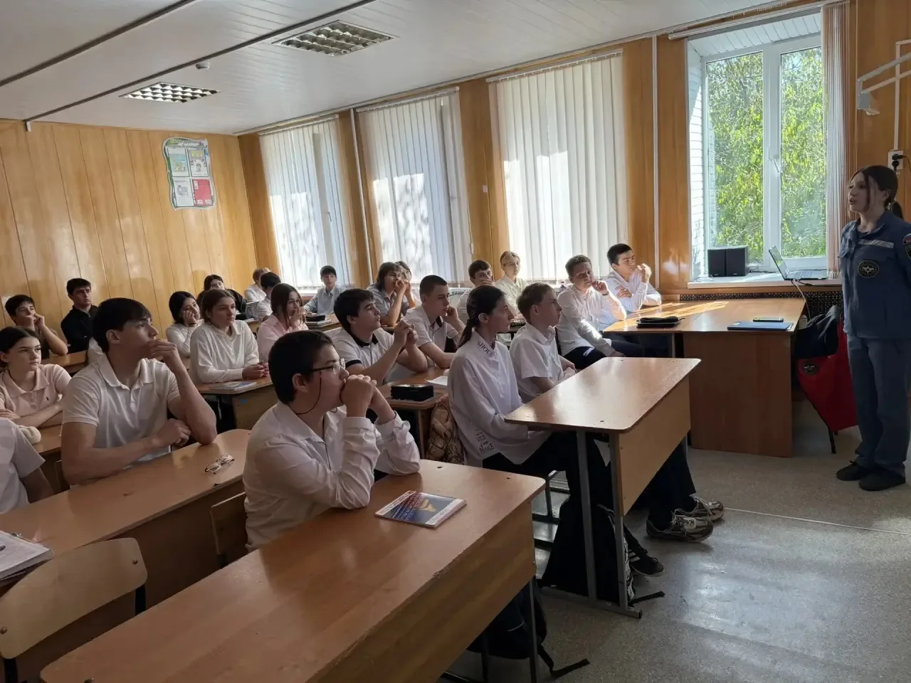 🚨 Важная встреча: сотрудники МЧС о психологической готовности к сигналу «Внимание всем...