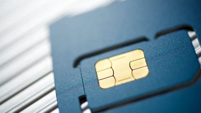 📱 Не пользуетесь старой SIM-картой? Можно потерять номер