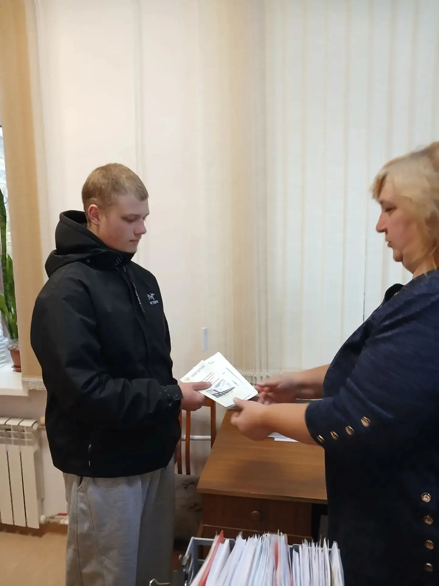 Специалисты органов опеки и попечительства регулярно проводят профилактические мероприя...