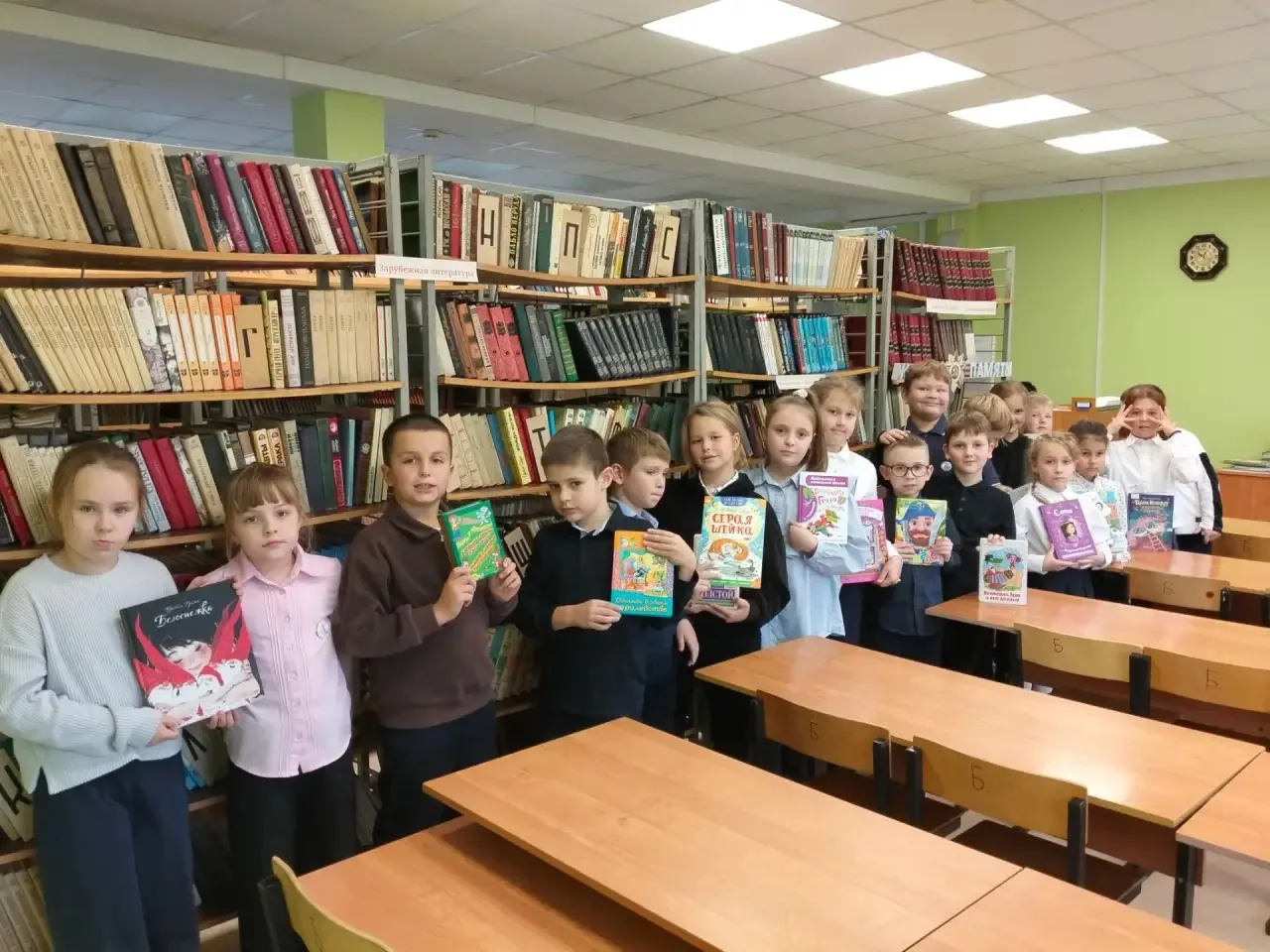 📚Путешествие в мир книги: в школьной библиотеке прошел тематический урок