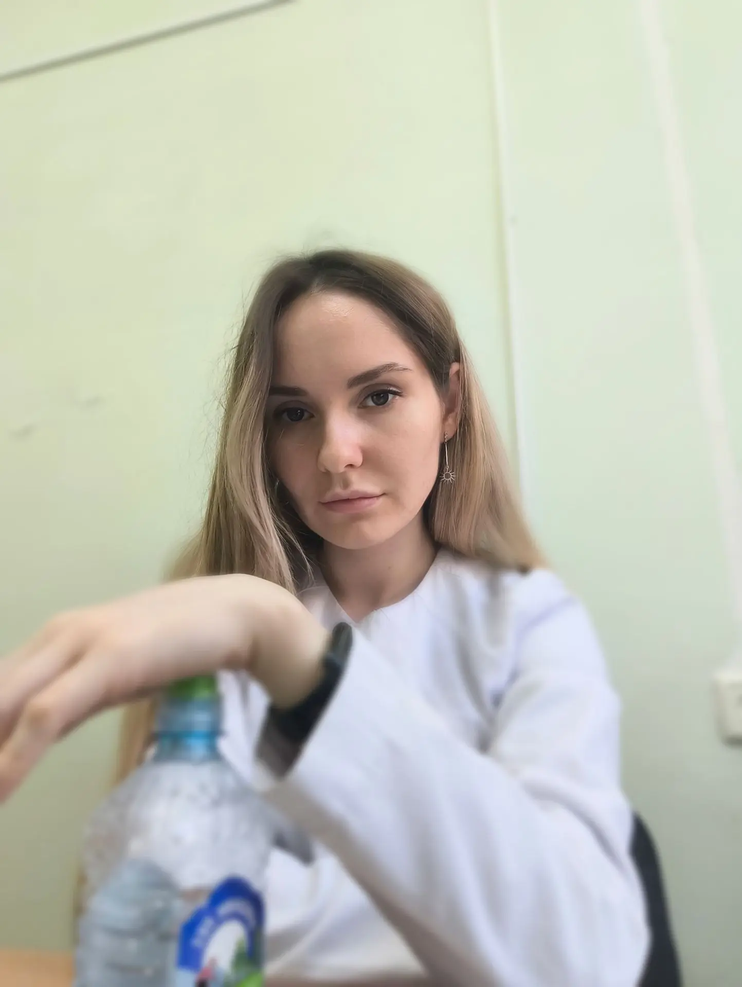 Сегодня решила посмотреть на камеру и расслабить взгляд...