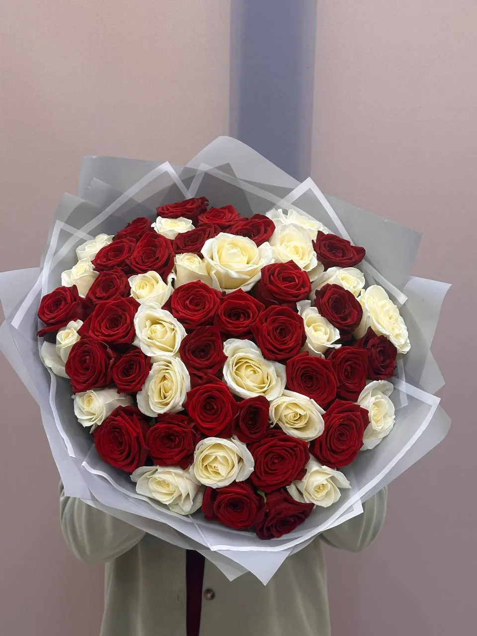 Пусть эти цветы скажут за вас то, что сложно выразить словами…🎀