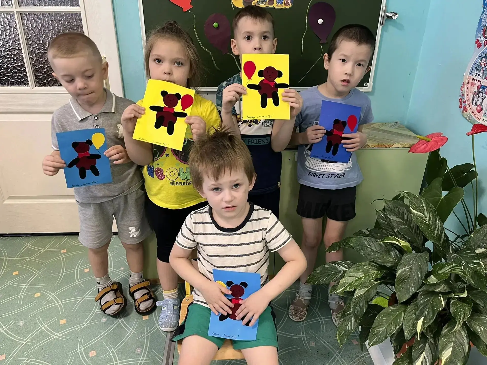 🎉 14 октября — день рождения Винни‑Пуха!