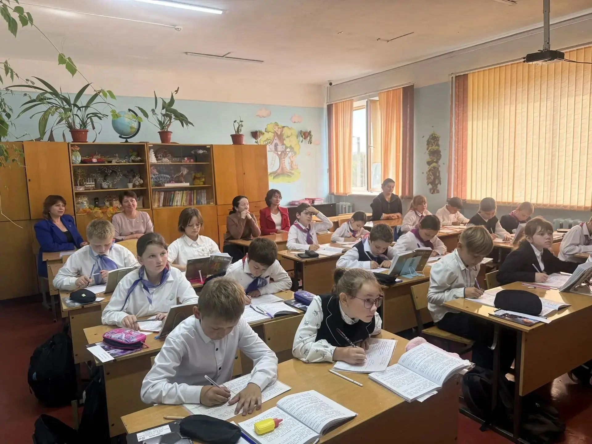 14 октября в рамках предметной методической недели  начальных классах в 4 "А' классе пр...