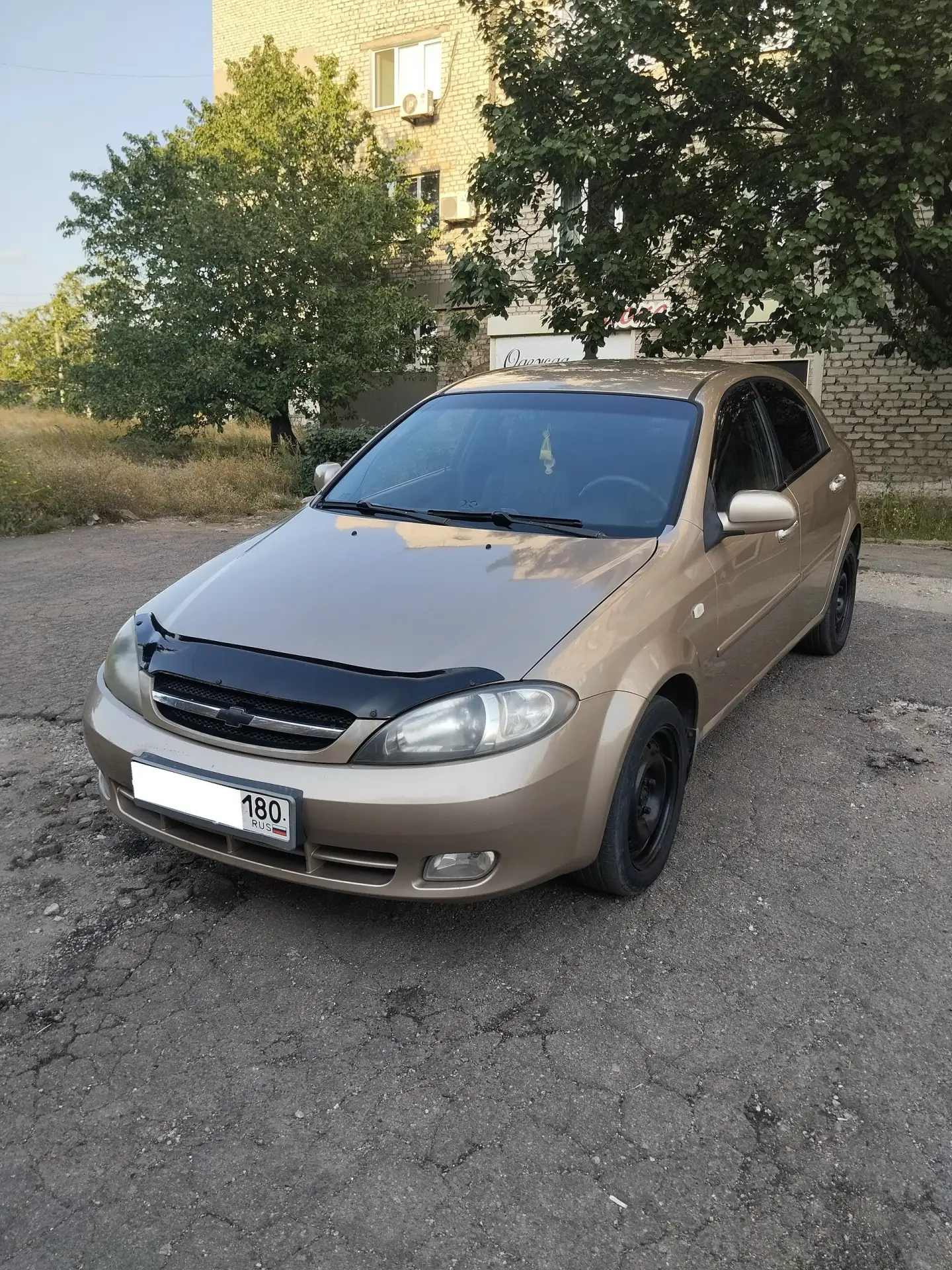 Продам семейный автомобиль Chevrolet Lacetti цена 380 тыс. руб., тел. +79-49-39-75-922,...