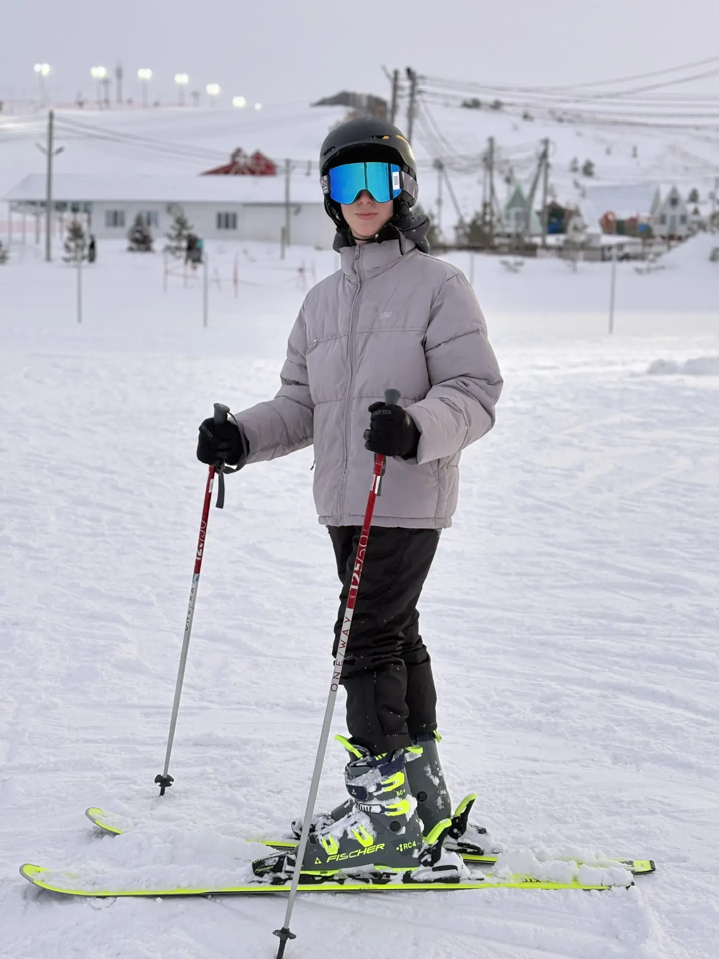 Антон Лотванов