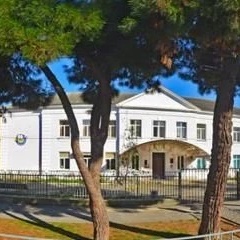 МБОУ СОШ № 2 имени Владислава Каширина г-к Анапа