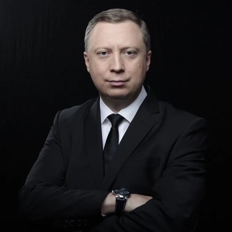 Эдуард Петров
