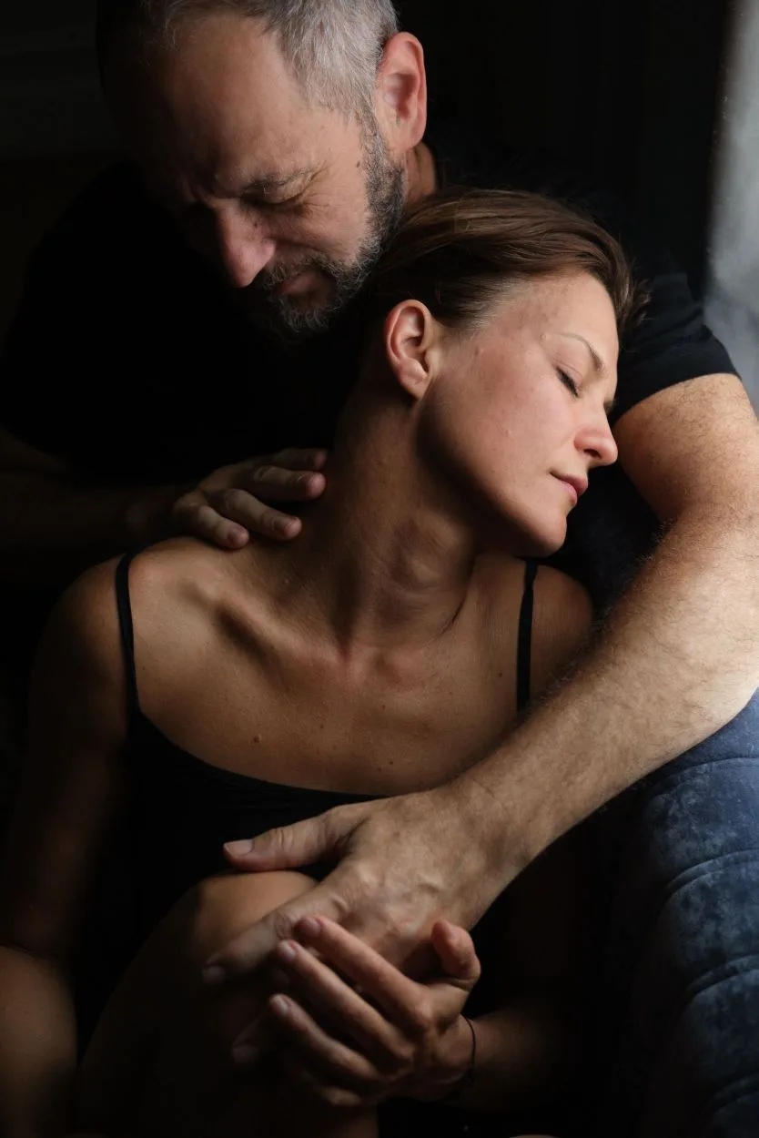 Ресурсные - канал об осознанных отношениях с собой, своим телом и друг с другом.