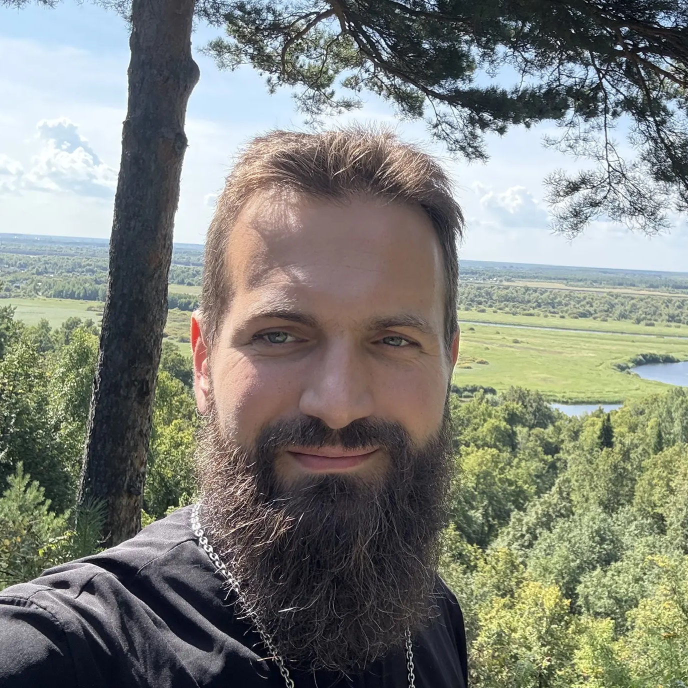 Священник Стахий Колотвин
