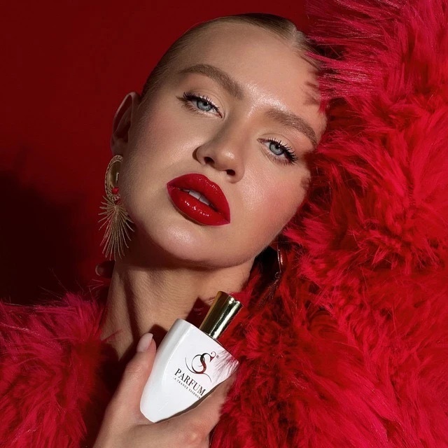 Логотип канала S PARFUM | Парфюмерная вода