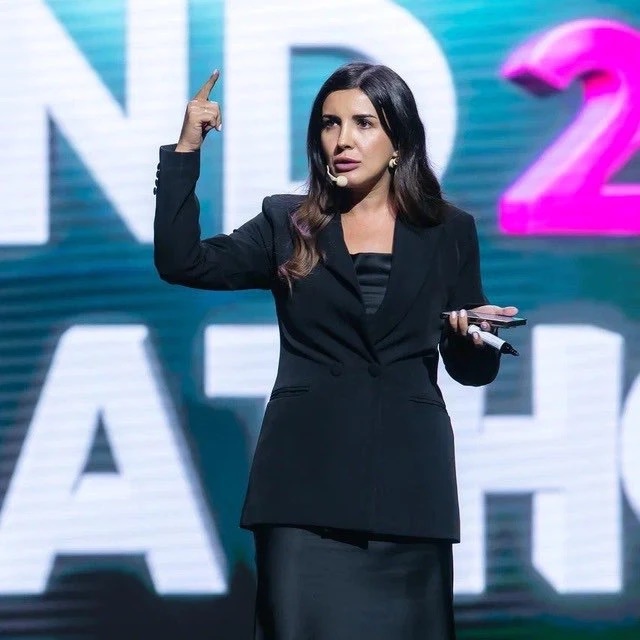 Сетевой на пальцах с Митрохиной