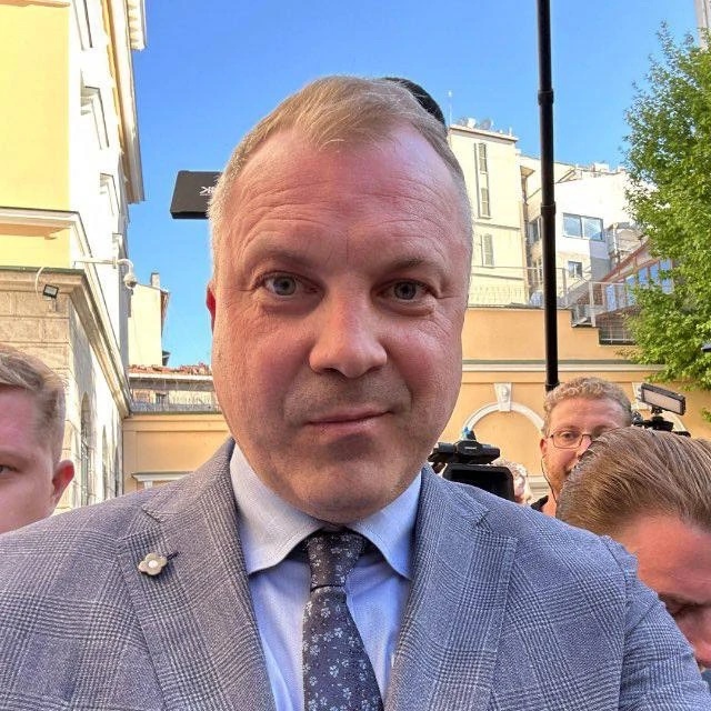 Фотография канала Max Евгений Попов