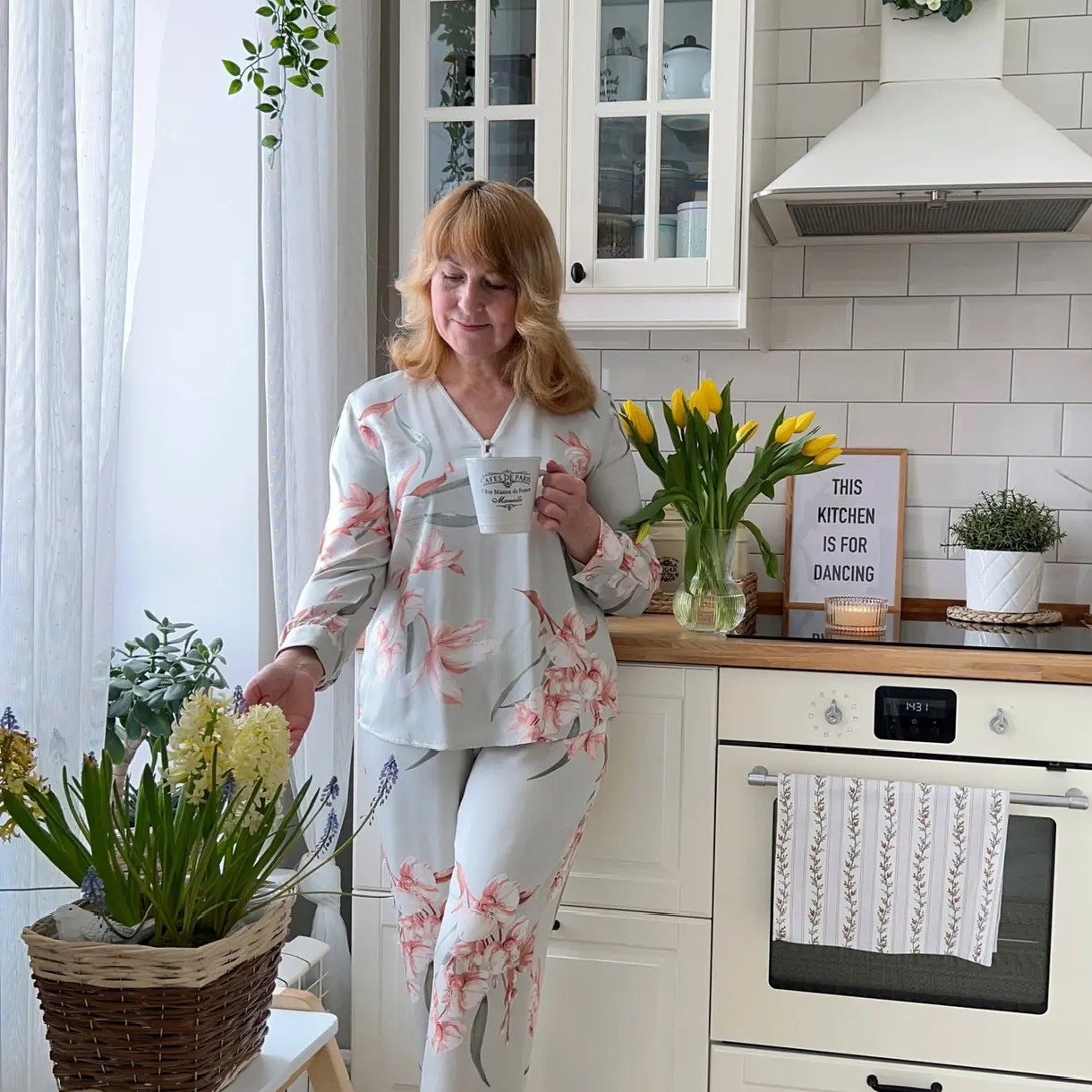 Дом с котиками