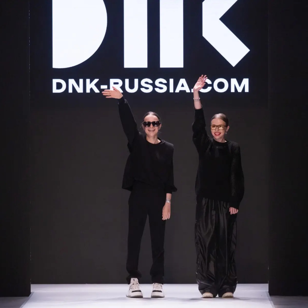 Логотип канала DNK RUSSIA