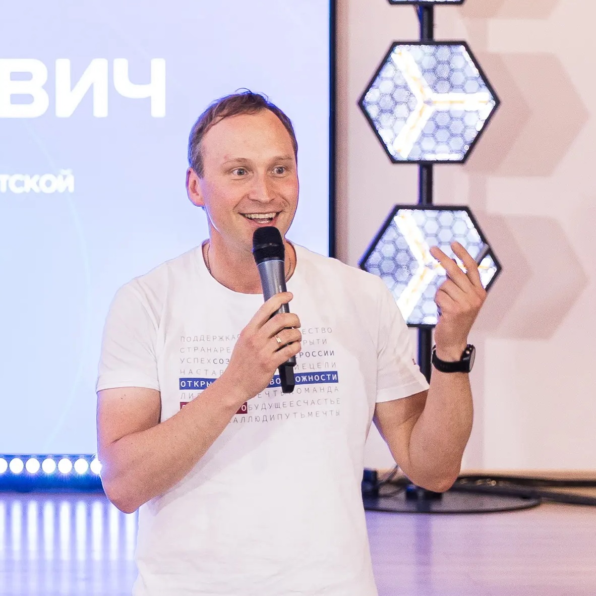 Фотография канала Max Геннадий Гурьянов