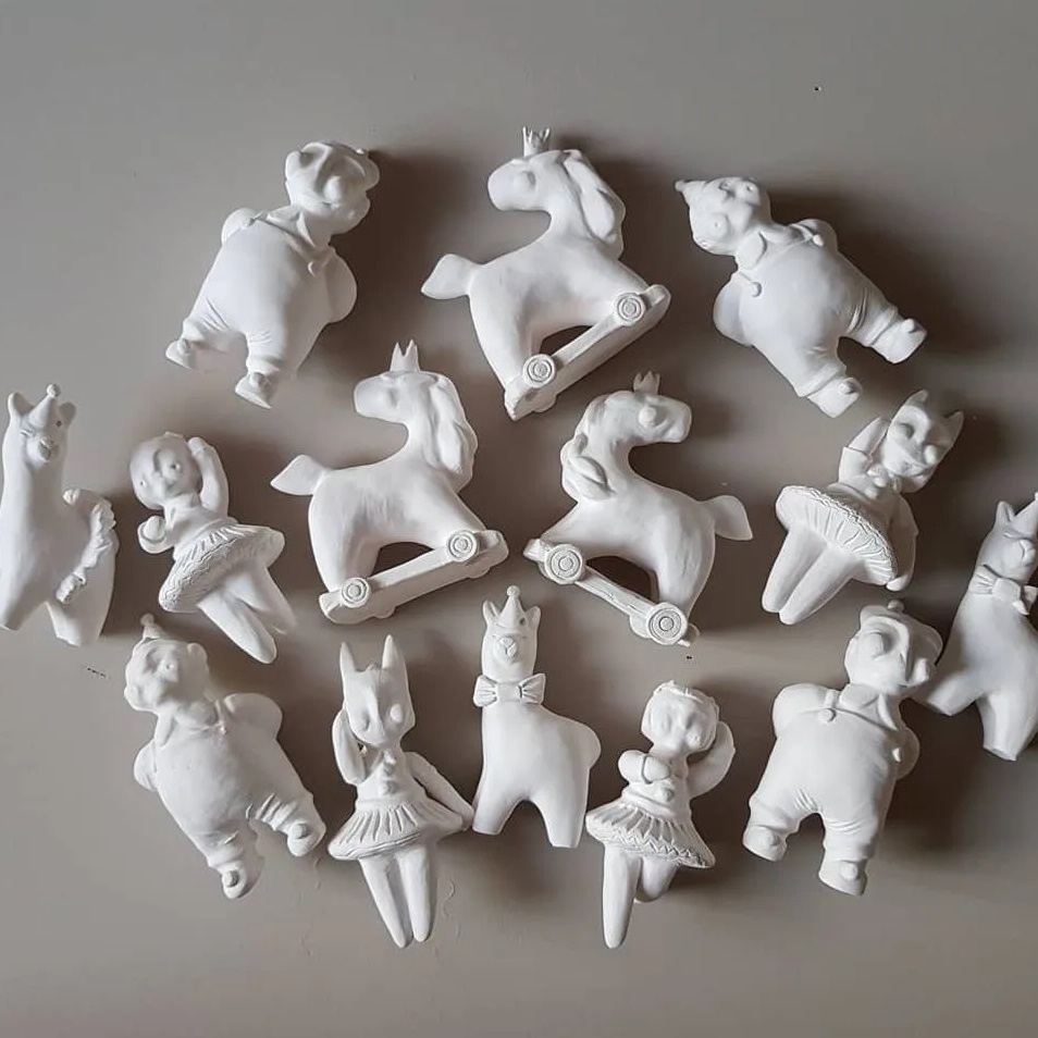 VICTORY CERAMICS & VINTAGE SCOUT