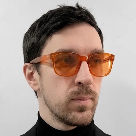 Владимир Лавник