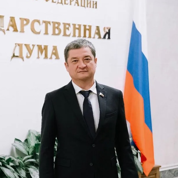 Фотография канала Max Ринат Аюпов