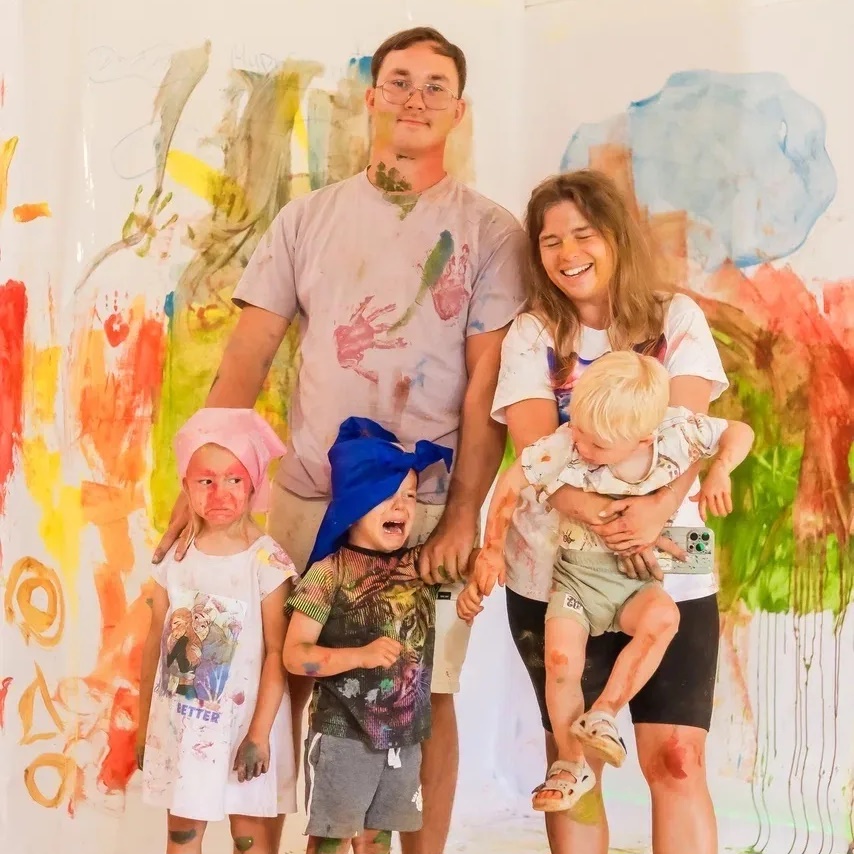 Логотип канала Семья Коршенковых