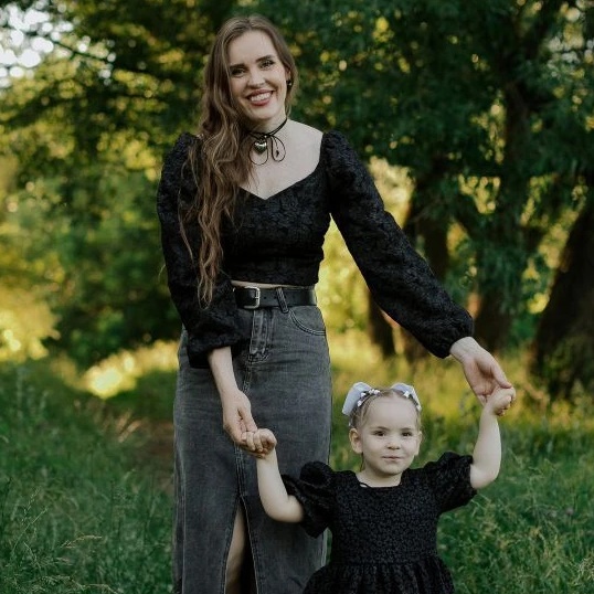 Катя на спорте