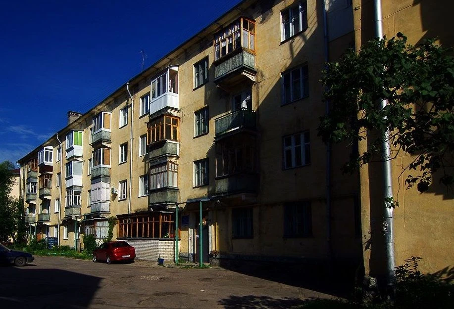 пр-кт Димитрова, д.1