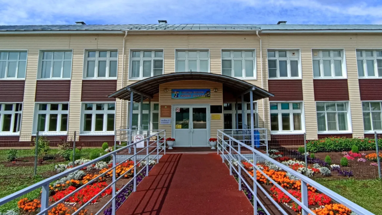 Ш.З.Зиннуров исемендәге Сатыш урта мәктәбе