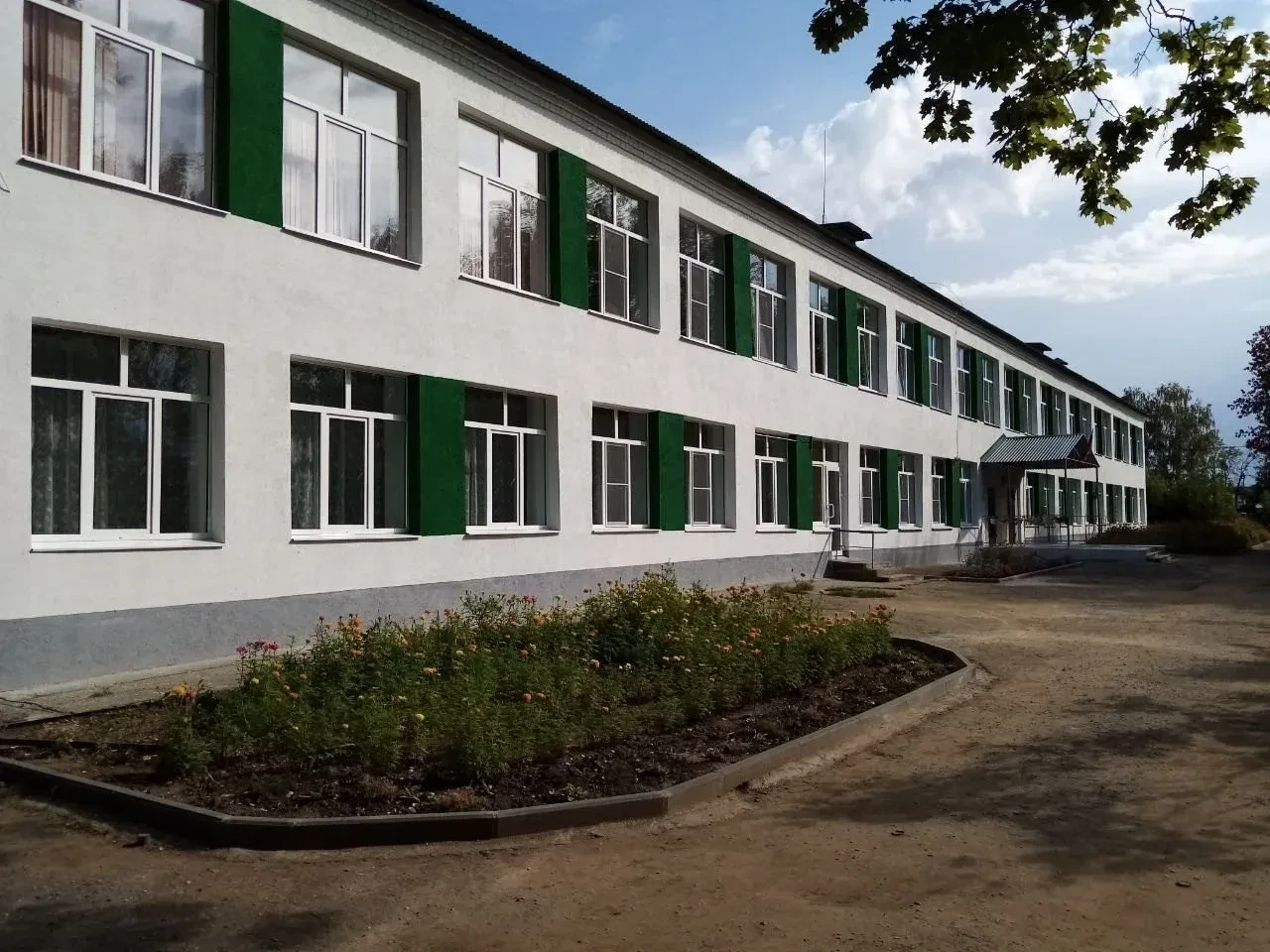 МБОУ "Шварихинская школа"