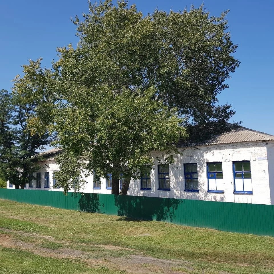 МКОУ "Суходонецкая ООШ имени Героев Советского Союза И.П. Аплётова и Т.И. Брагонина"