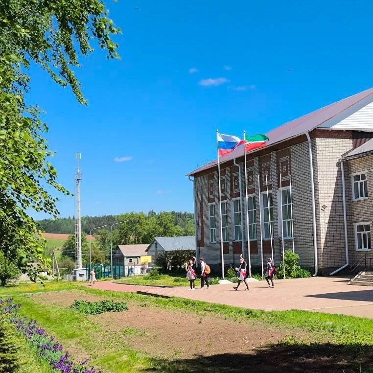 МБОУ "СОШ с. Средний Кумор"