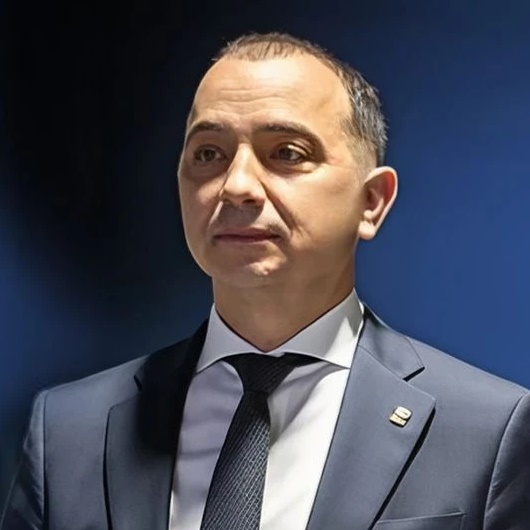 Владимир Жданов